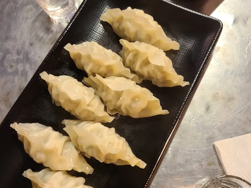 육즙 가득 고기만두