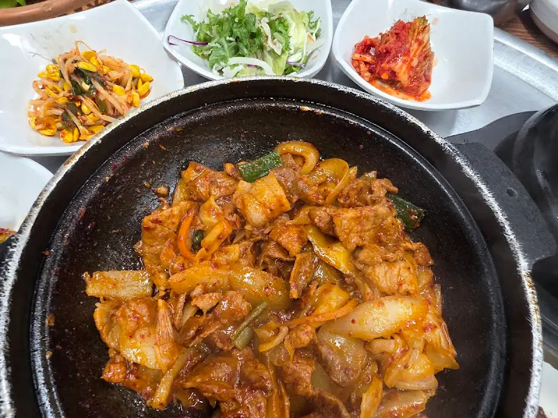 불맛이 살아있는 제육볶음