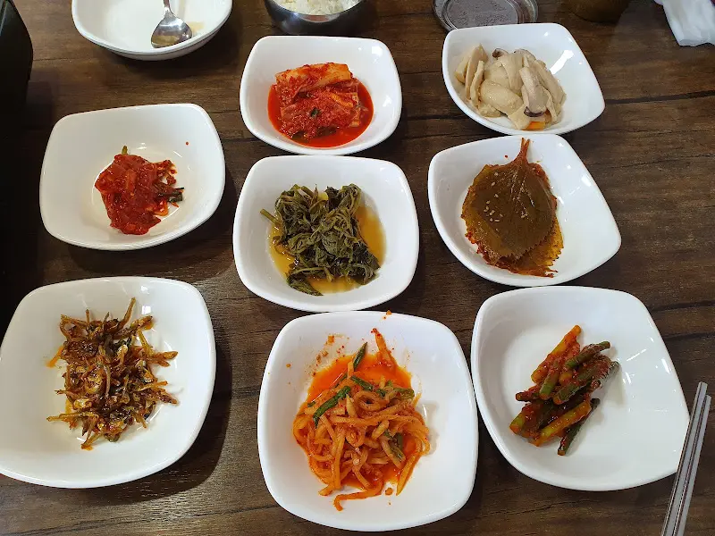 다채로운 밑반찬