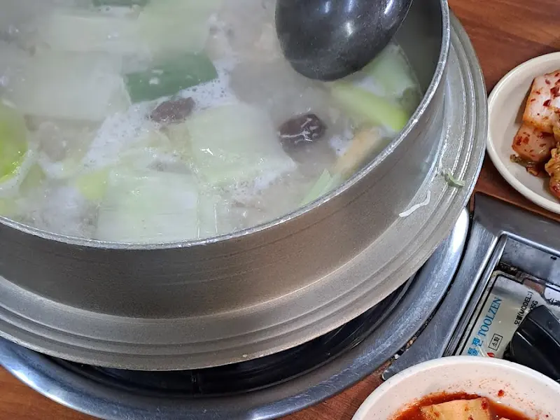 토방 닭한마리 메인 메뉴