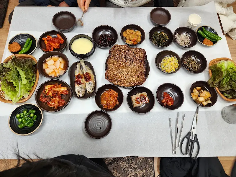 푸짐한 떡갈비 한 상 차림