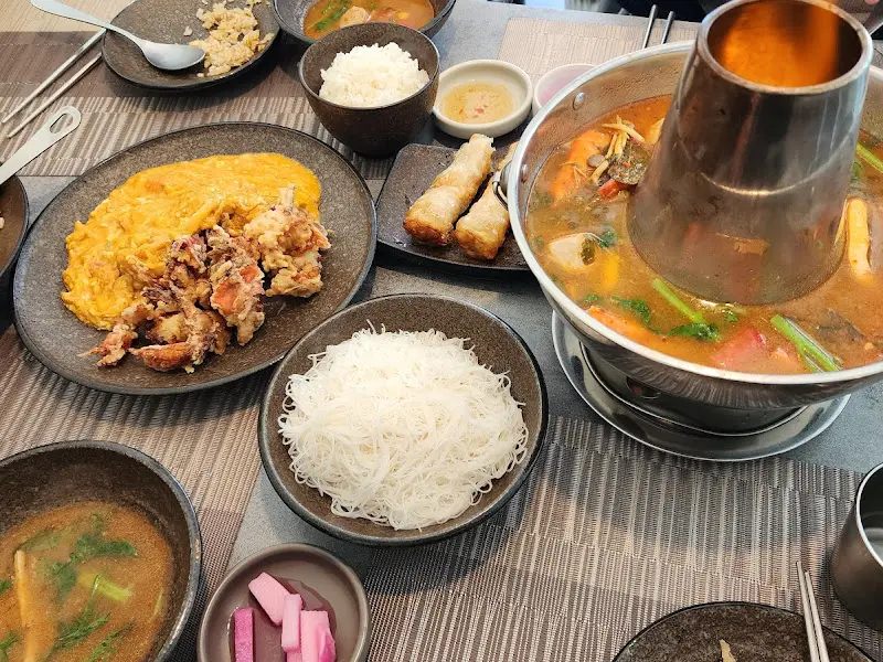 푸짐한 새우볶음밥 한 상