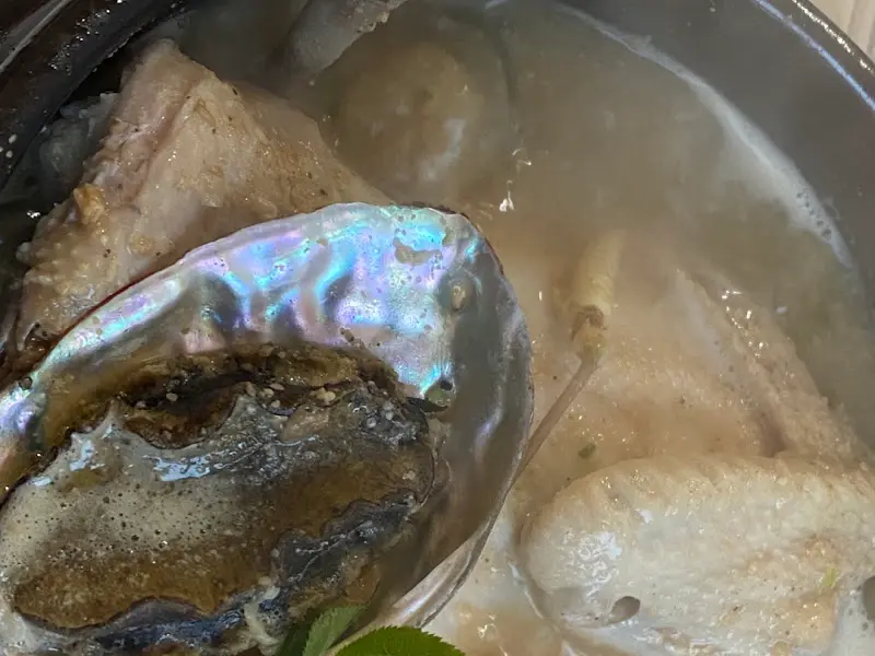 전복 삼계탕 클로즈업