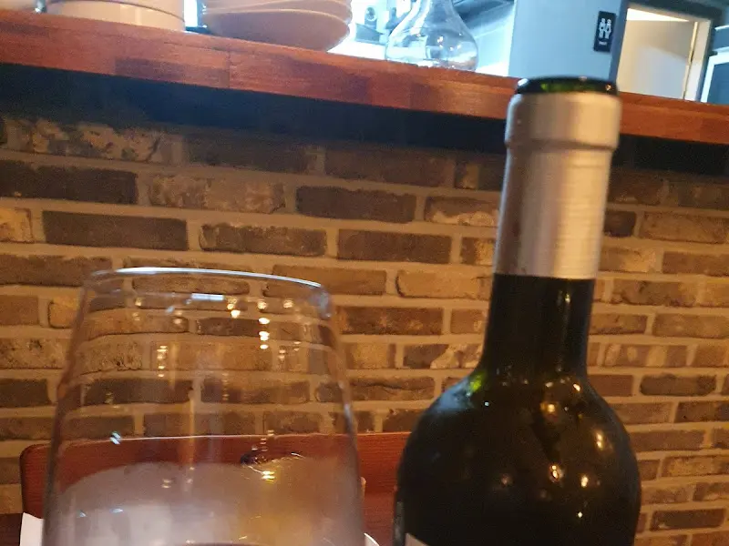 따뜻한 분위기의 벽돌 벽