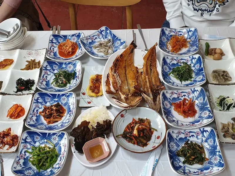 다채로운 나물 반찬