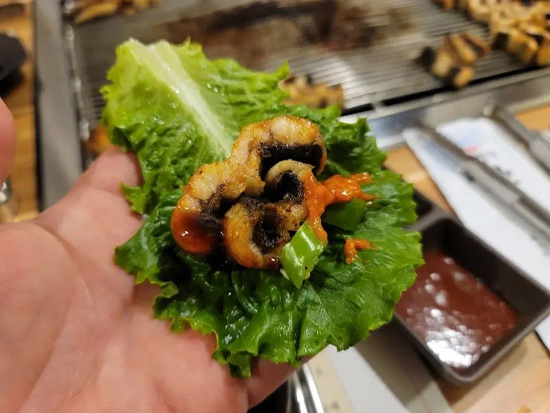 쌈에 싸먹는 장어