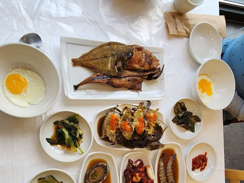 안스게장 한 상 차림