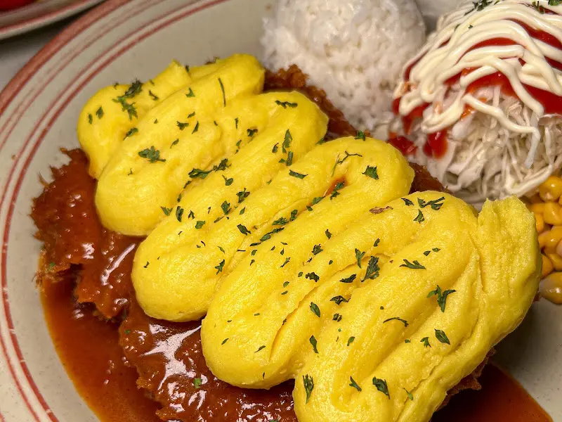 독특한 비주얼의 또 다른 돈까스 메뉴