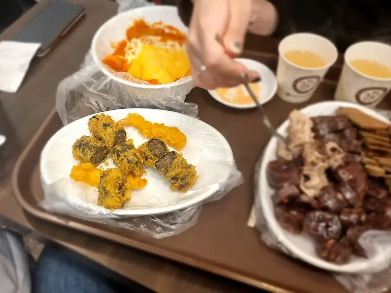 떡볶이와 튀김, 순대, 오뎅