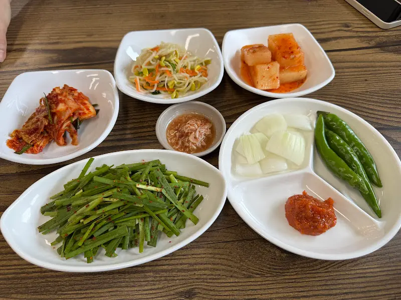 평화국밥 밑반찬