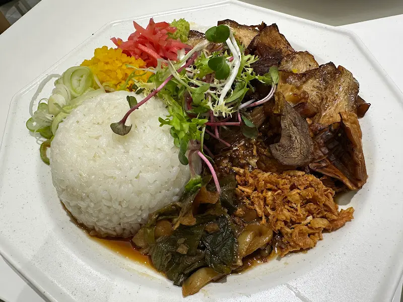 연화덮밥의 동파육 덮밥