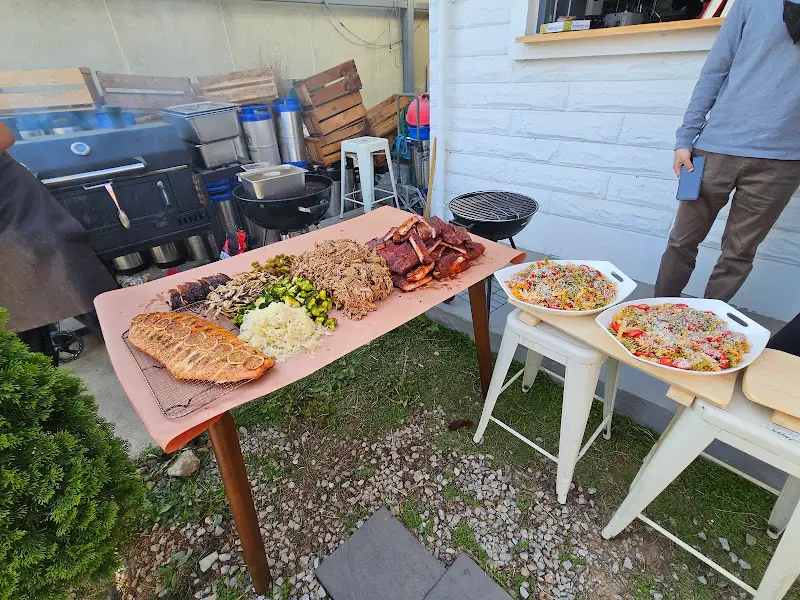 홍스바베큐 콜라보