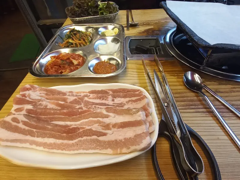 쌈 채소와 밑반찬