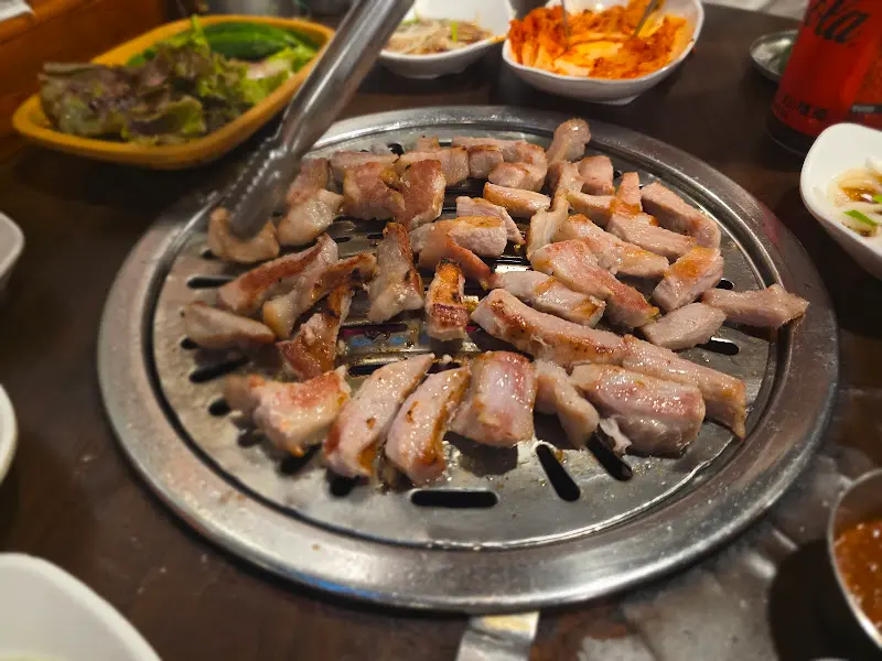 잘 구워진 근고기