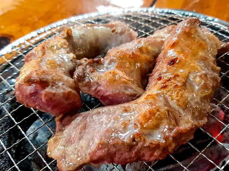 숯불에 구워지는 갈매기살