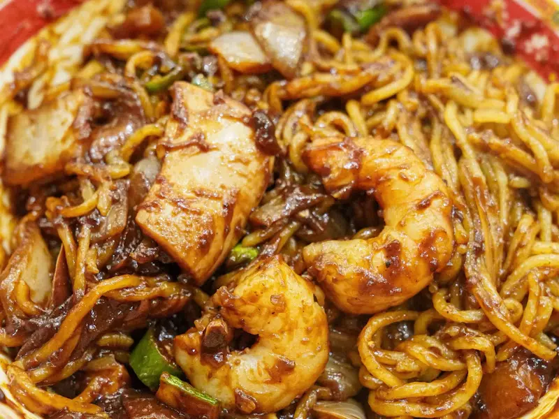 윤기가 흐르는 짜장면