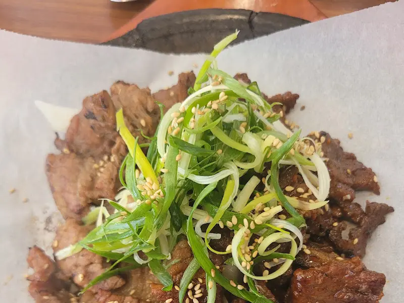 윤기가 흐르는 석갈비