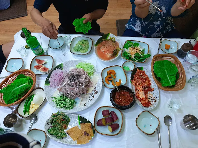 푸짐한 전어 한 상 차림