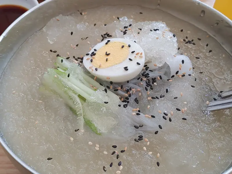 차가운 면 요리