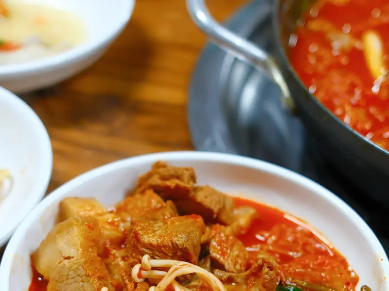 뭉텅찌개와 반찬