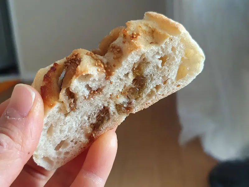 디어필립 무화과 캄파뉴 단면