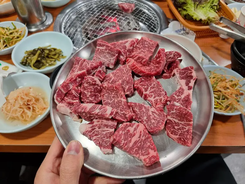 신선한 한우 등심