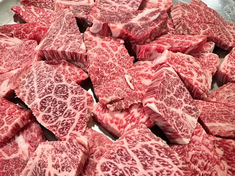 마블링이 훌륭한 등심