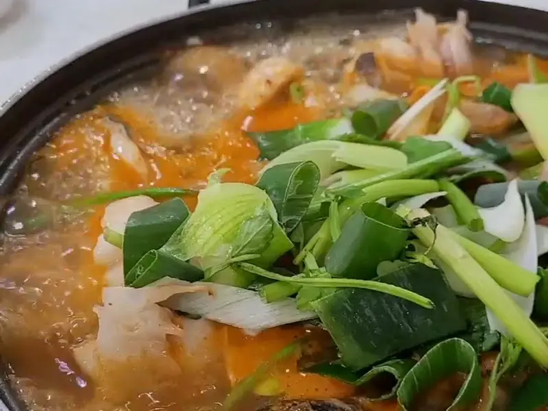 싱싱한 아귀가 가득한 아귀탕