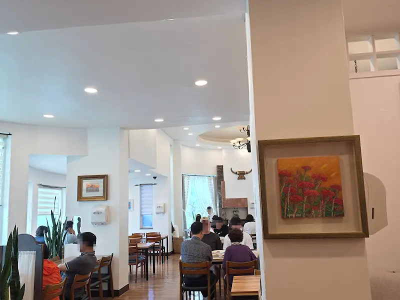 산촌누룽지백숙 식당 내부