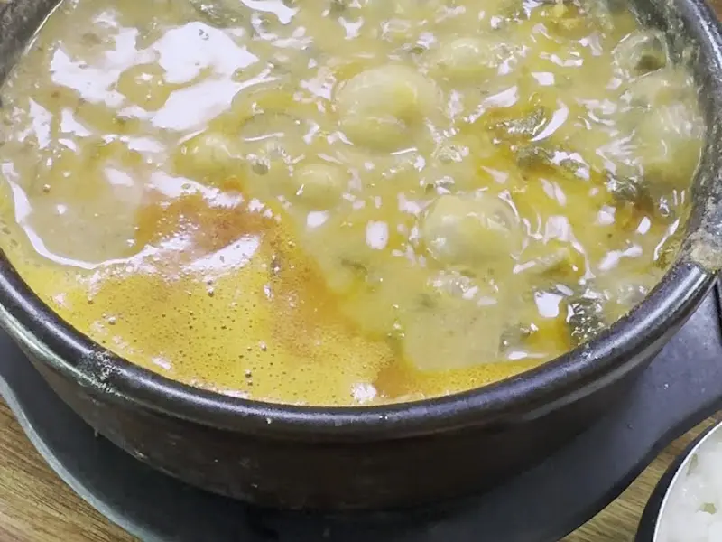 뚝배기에 담긴 추어탕