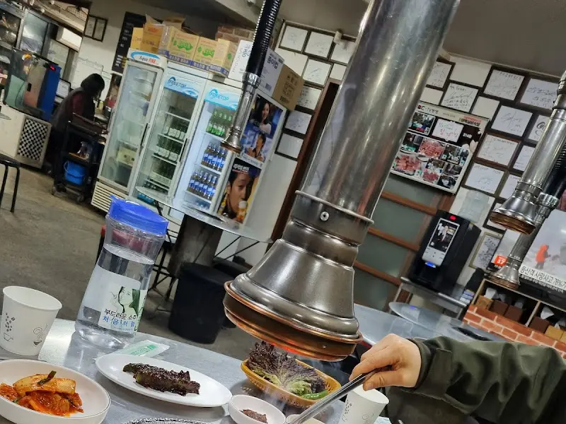 식당 내부 풍경