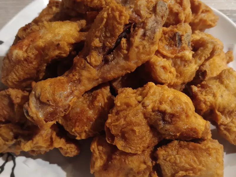 겉바속촉 후라이드 치킨