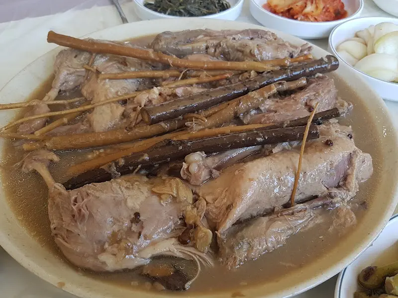 달기약수식당 오리백숙
