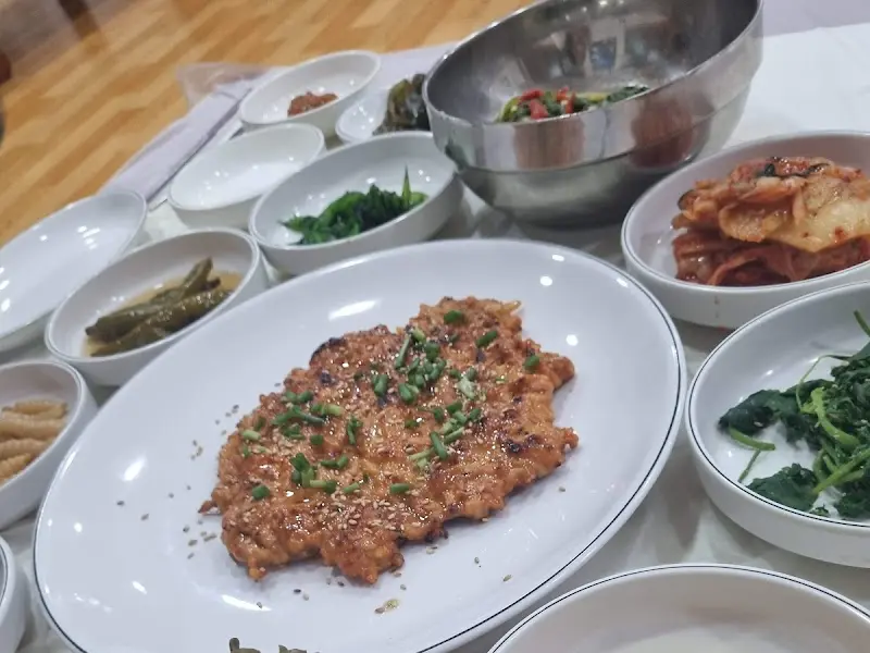 달기약수식당 닭떡갈비
