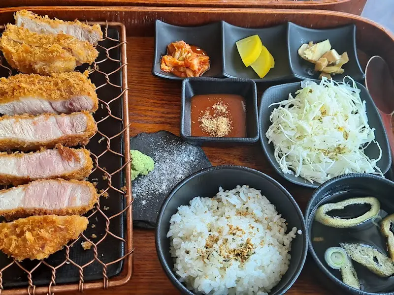 섬세한 카츠 맛있는 돈카츠