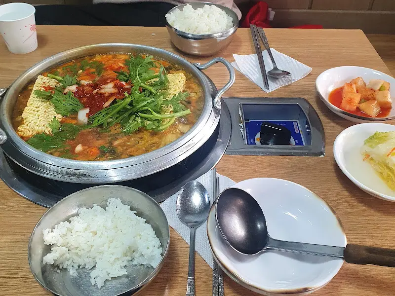 미성식당 부대찌개 한상차림