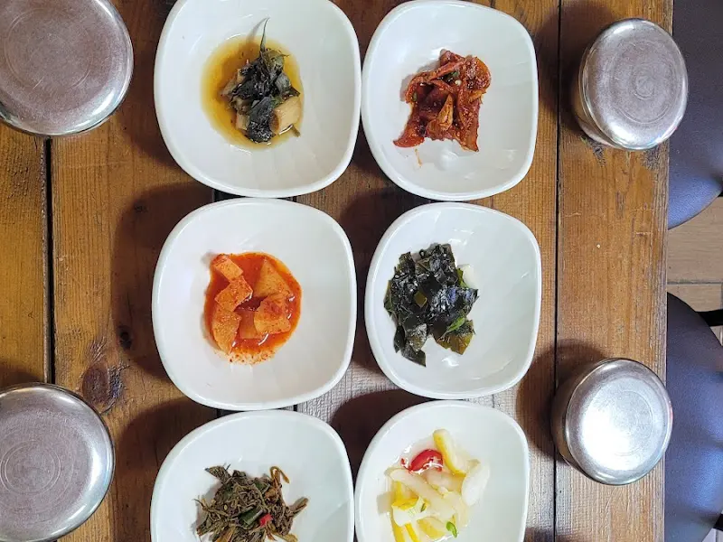 산마을 식당 반찬
