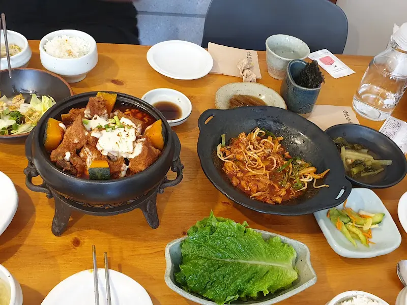 푸짐한 한 상 차림