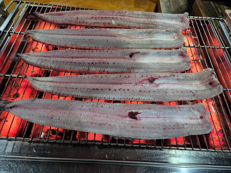 장어 굽기 전