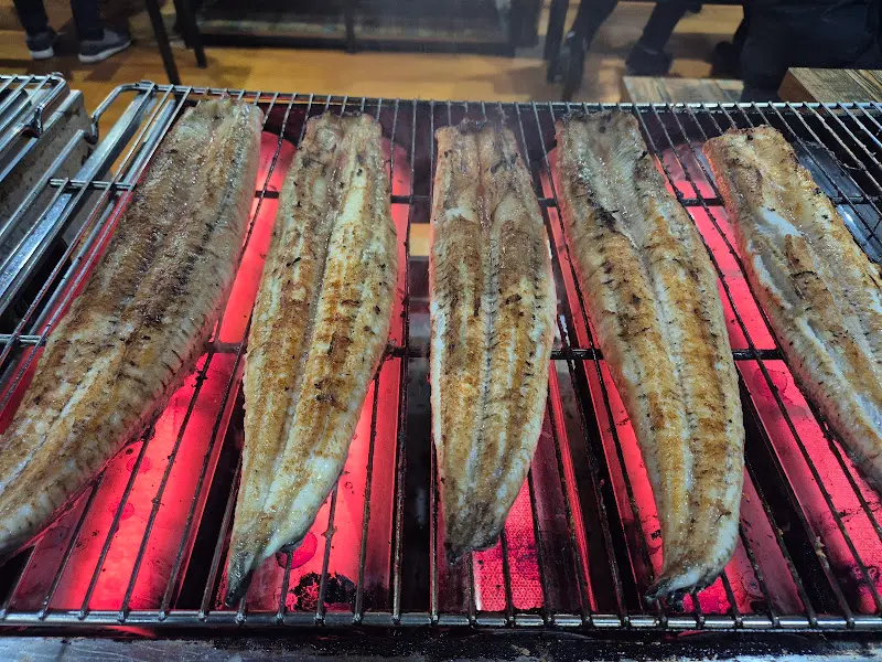 장어 굽는 모습