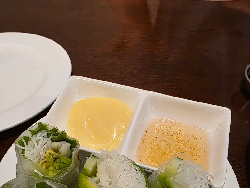 스프링롤과 소스