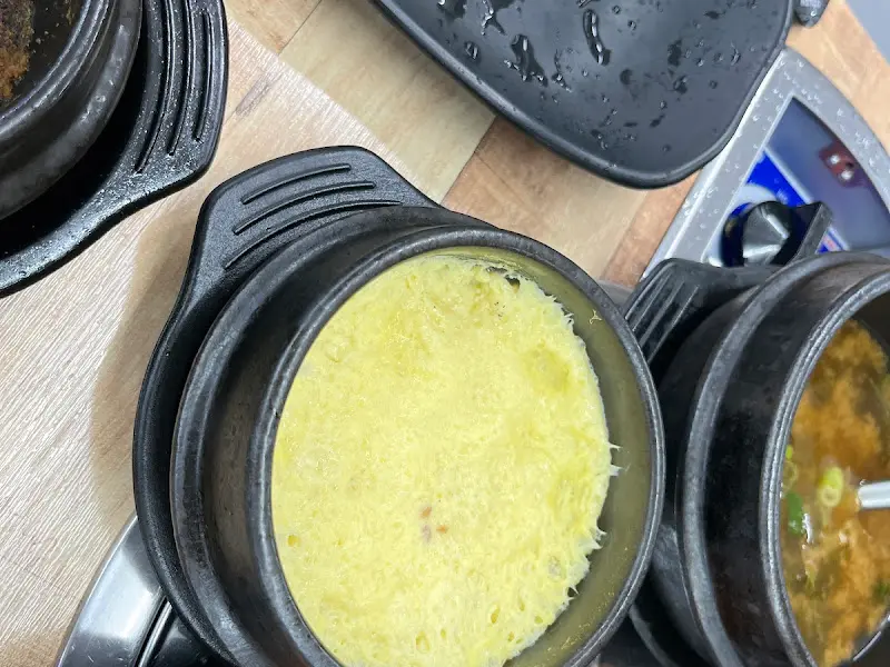 뚝배기에 담겨져 나온 계란찜