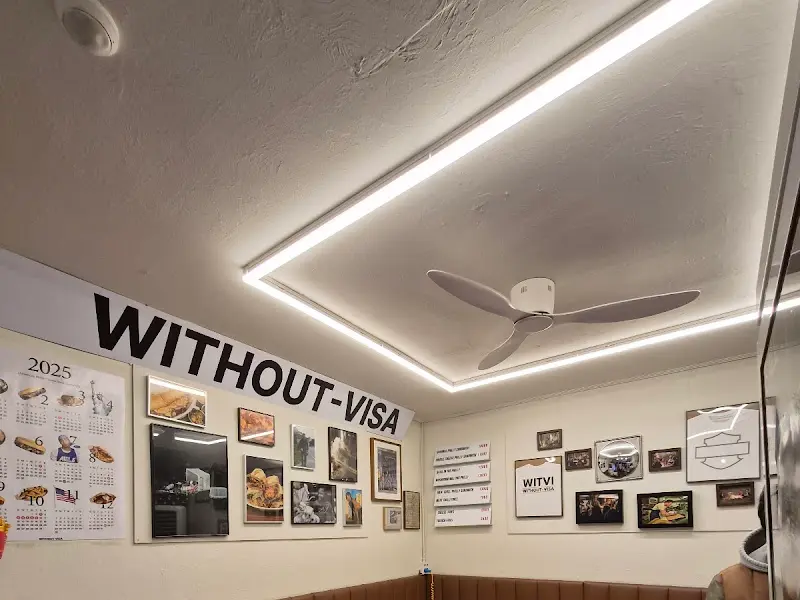 가게 내부 인테리어