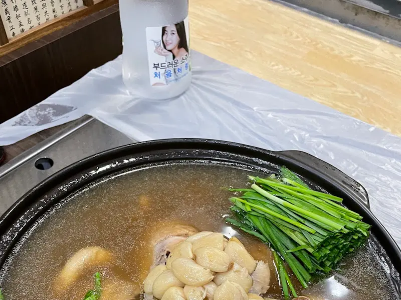 만항할매닭집 닭백숙 끓는 모습