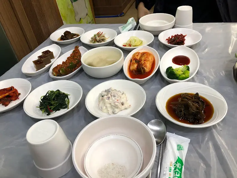 만항할매닭집 밑반찬
