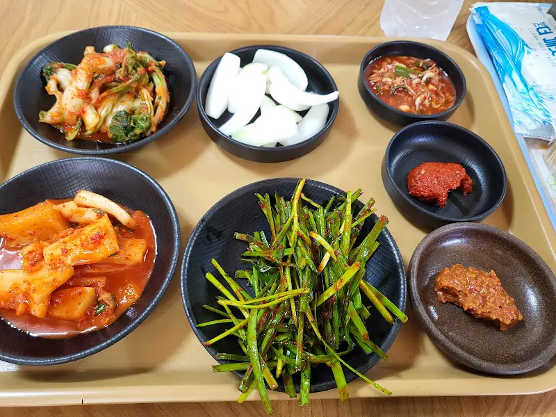 신당동식당 한상차림