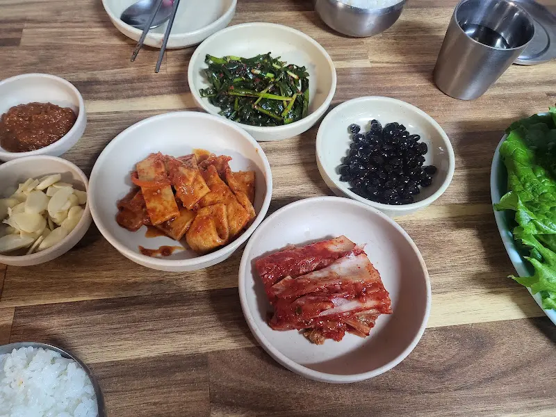 여수식당 밑반찬