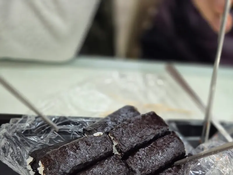 젓가락을 멈출 수 없는 맛