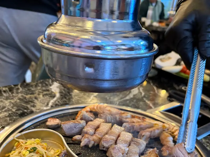 흑돼지 오겹살 구이