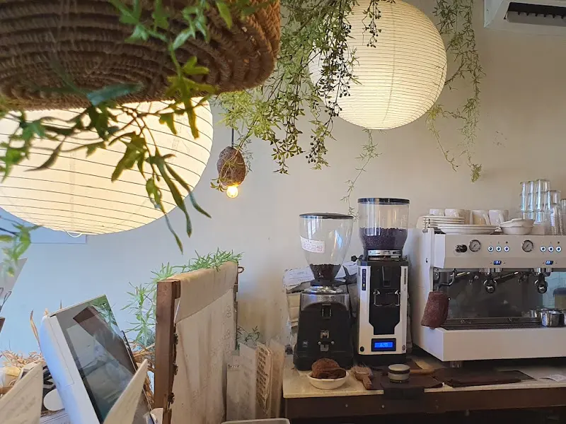 카운터 및 커피 머신